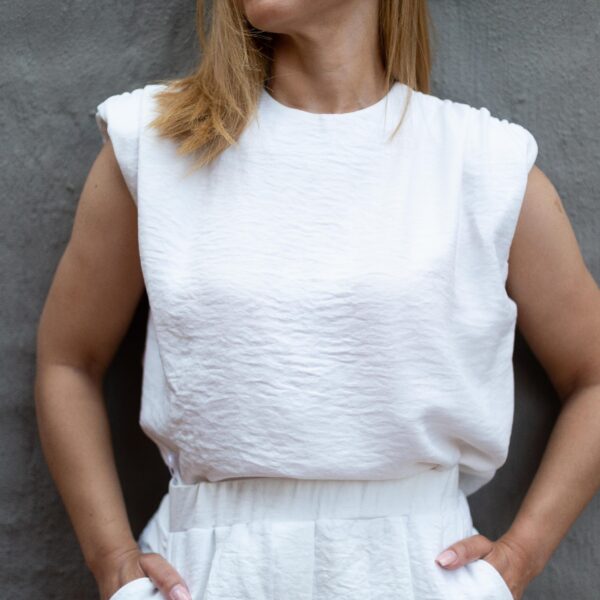 The J14 Linen T-Top
